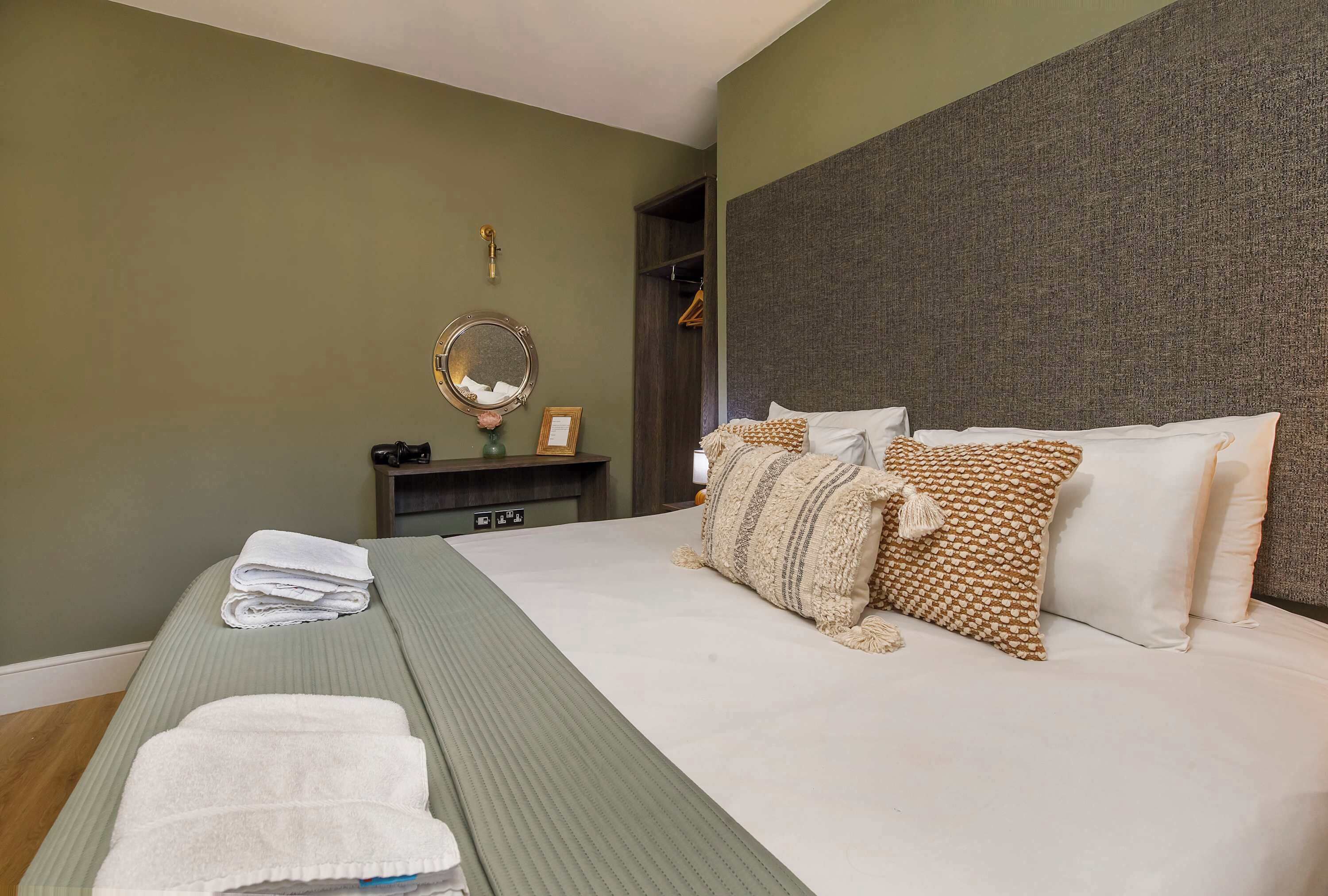 2 soverom, strykejern/-brett, wi-fi og sengetøy