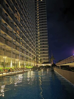 Piscina externa