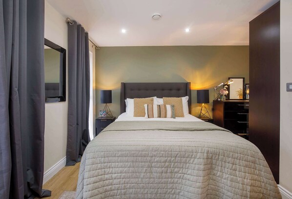 2 bedrooms, iron/ironing board, travel crib, WiFi