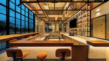 Sports bar