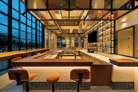 Sports bar