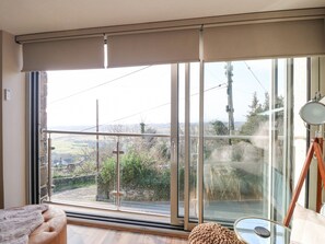 Stuga | 3 sovrum, individuell inredning, unika möbler och gratis wi-fi