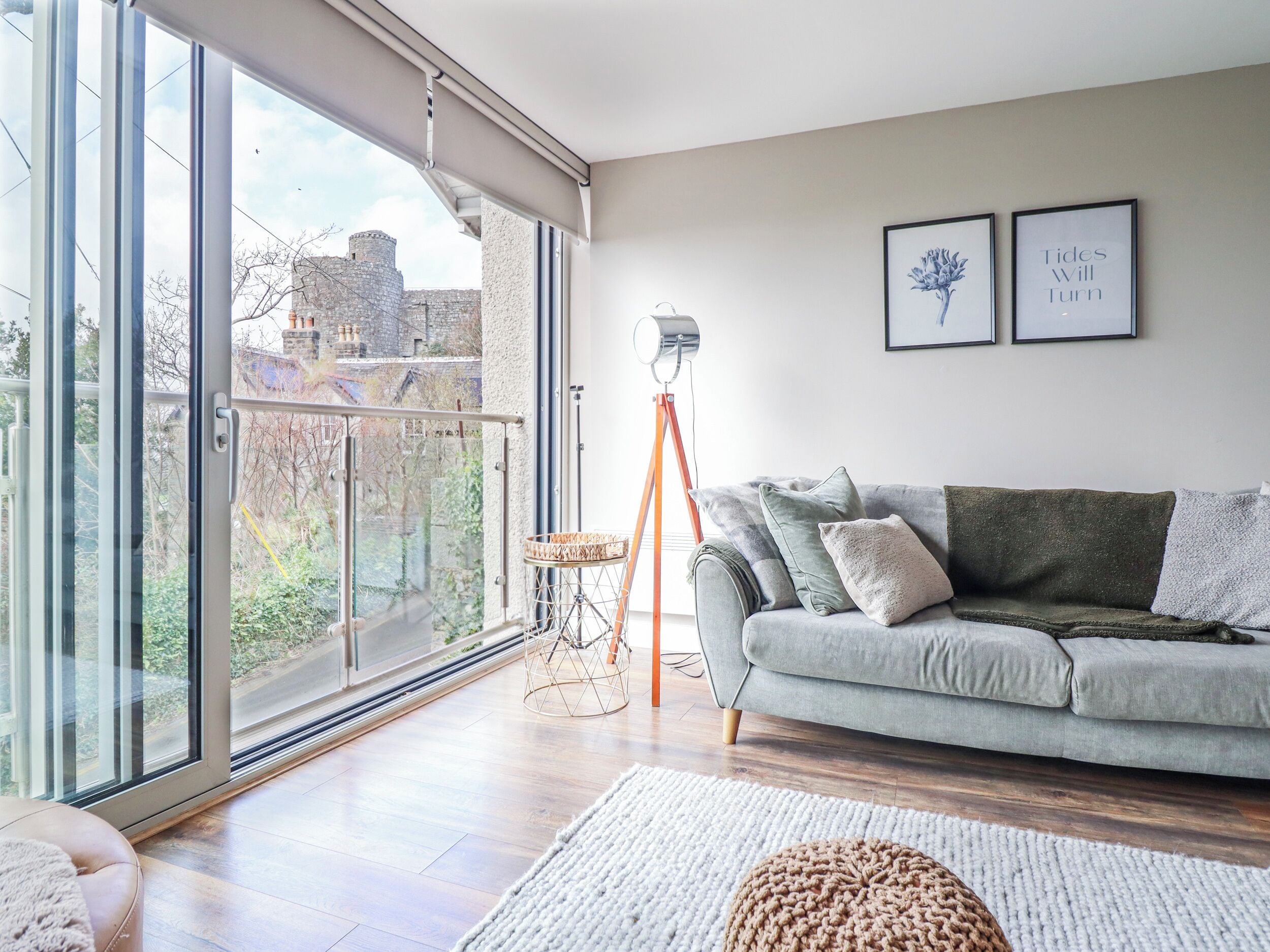 Cottage | Living area