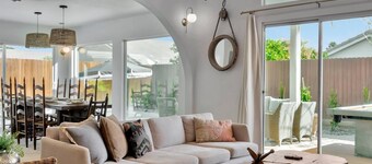 Desert Rose - Tiki Game-room, 10 min to Indian wells tennis garden Festivals, Golf and more!