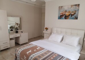 Standard Double Room | Free WiFi - Koboroz Hotel (Ayvalik)