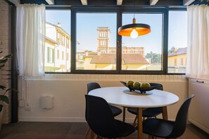 تناول الطعام