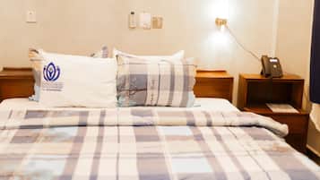 Habitación ejecutiva | 1 habitación, escritorio, wifi gratis y ropa de cama