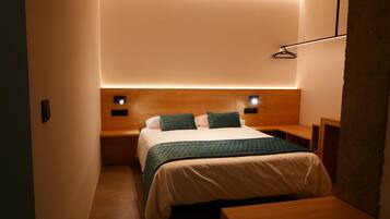 1 slaapkamer, een strijkplank/strijkijzer, wifi, beddengoed