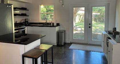 4 bed, 2 bath home conveniently located in NE Gainesville