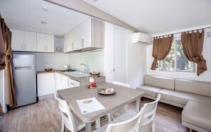 Kühlschrank, Herdplatte