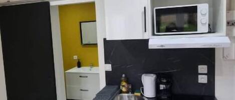 Mikrobølgeovn og kokeplater