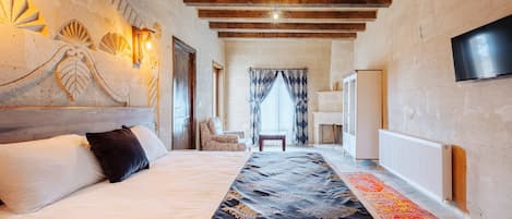Chambre Supérieure, 1 lit double, balcon | 1 chambre