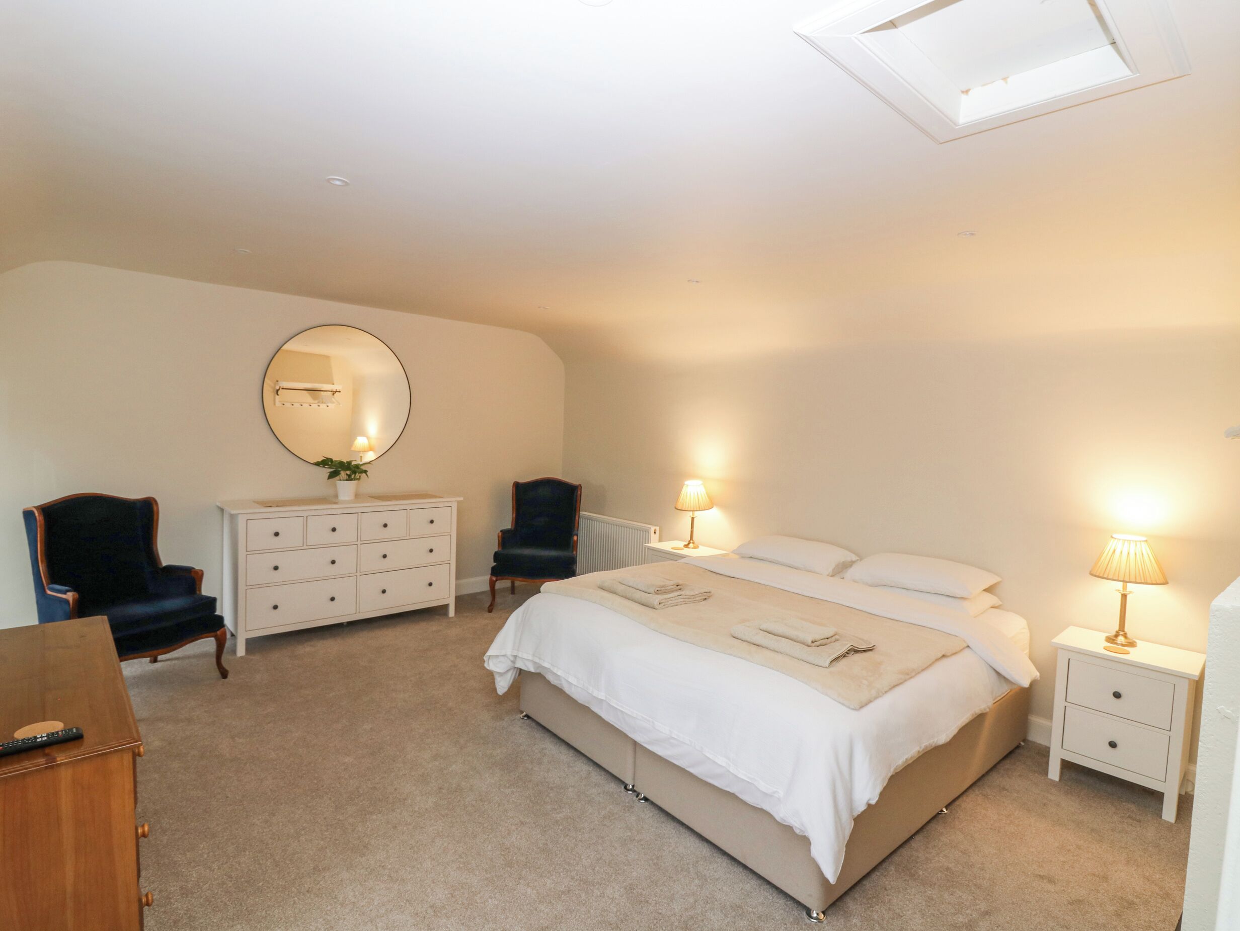 Cottage | 2 bedrooms, individually decorated, individually furnished, free WiFi