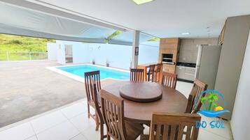 Servei de restauració a l'aire lliure