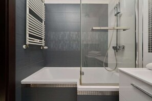 Shower, hair dryer, shampoo