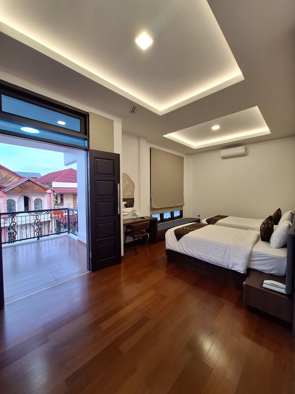 غرفة بريميير مزدوجة أو بسريرين منفصلين | إطلالة من الشرفة