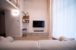 Duplex, Terrace | Living area