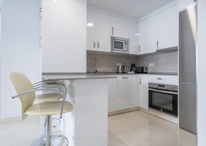 Private kitchen - Atico Deluxe de dos Dormitorios con Terraza (Fuengirola)