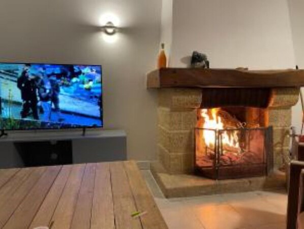 Interior - Maison Périgoudine (Saint-Philippe-d'Aiguille)