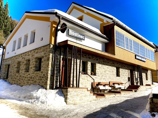 Façade de l’hébergement