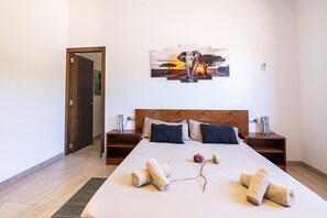 5 Schlafzimmer, Bügeleisen/Bügelbrett, kostenloses WLAN, Bettwäsche