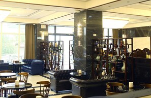 Café - Peace House (Dobroesti)