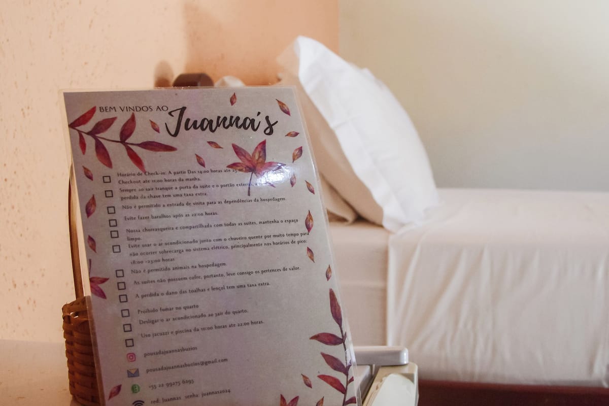 Minibar, free WiFi, bed sheets