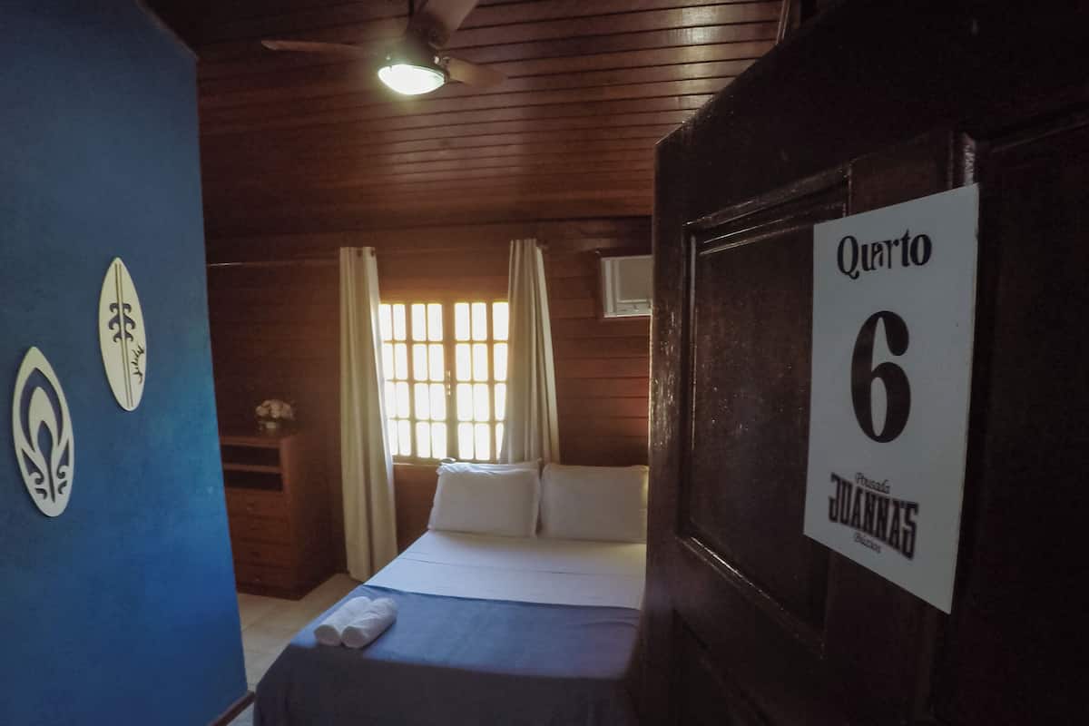 Standard Twin Room, 1 Queen Bed | 1 bedroom, minibar, free WiFi, bed sheets