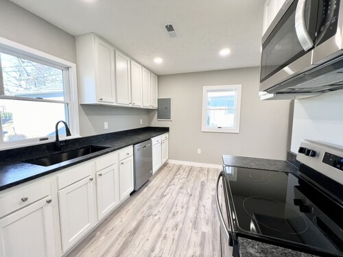 NEW! Private Home in Portage Lakes! Close to everything! 