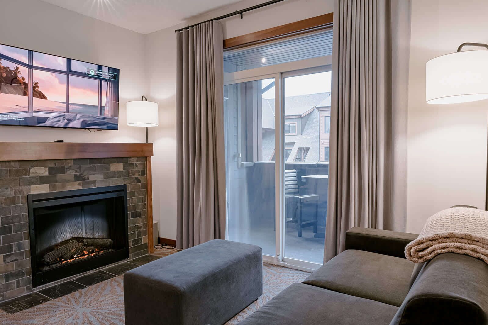 TV, fireplace, DVD player, stereo