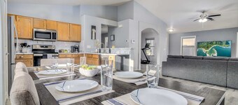 Pool! Workout Room, Treadmill, Grill, Pet Friendly!