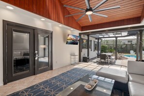 Interior - The Beachy House in Sandestin Estates with Private Pool & Golf Cart (Miramar Beach)