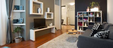 TV, DVD player