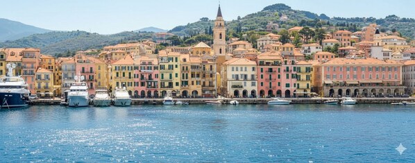 Exterior - HouseImperia (Imperia)