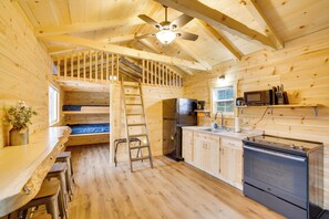 Apartment (0 Bedroom) | Interior