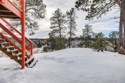 Long Pine Home: 2 Mi to State Recreation Area