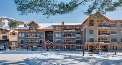 Ski-in/ski-out Cranmore Mountain Resort Condo!