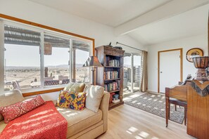 Casa (2 Bedrooms) | Interior