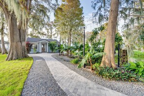 Apartment (0 Bedroom) | Interior - Hot Tub & Fire Pit: Lakefront Home on Lake Eloise (Winter Haven)