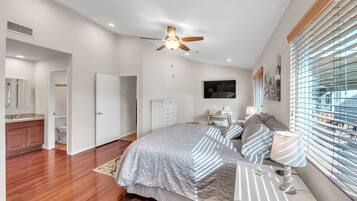 House, 2 Bedrooms | 2 bedrooms, desk, laptop workspace, iron/ironing board