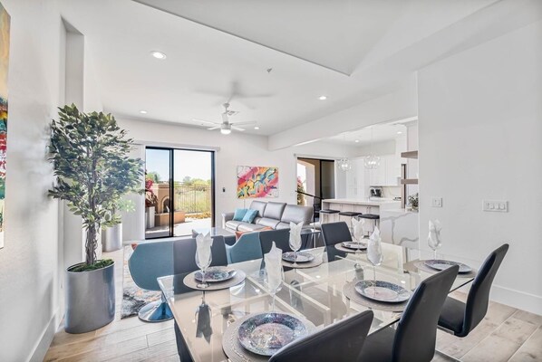Dining - Villa Grayhawk 3 Bedroom Townhouse by RedAwning (Scottsdale)