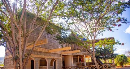Boma Simba Lodge
