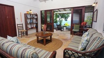 Vila, 6 quartos | Área de estar