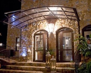 Property entrance - Lithea Resort (Florina)