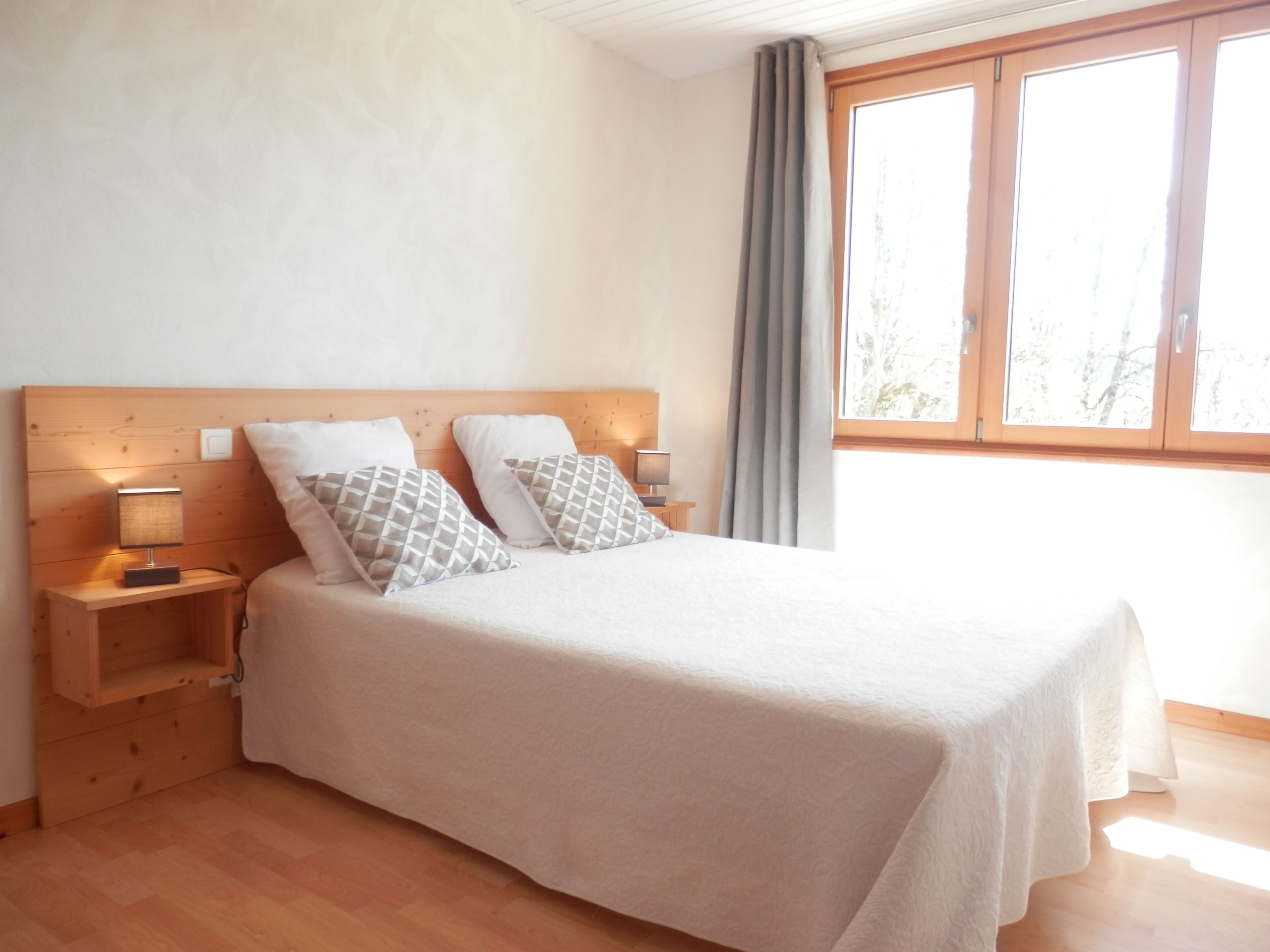 1 chambre, fer et planche à repasser, Wi-Fi gratuit