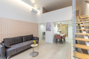 Living area - Stay One Step From Hungarian National Museum (Budapest)