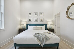 4 bedrooms, desk, iron/ironing board, travel cot