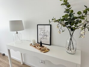 Interior - Picketts of Robe - Brand new build centrally located and near golf course (Robe)