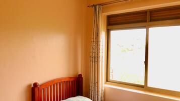 4 sovrum, strykjärn/strykbräda, wi-fi och sängkläder