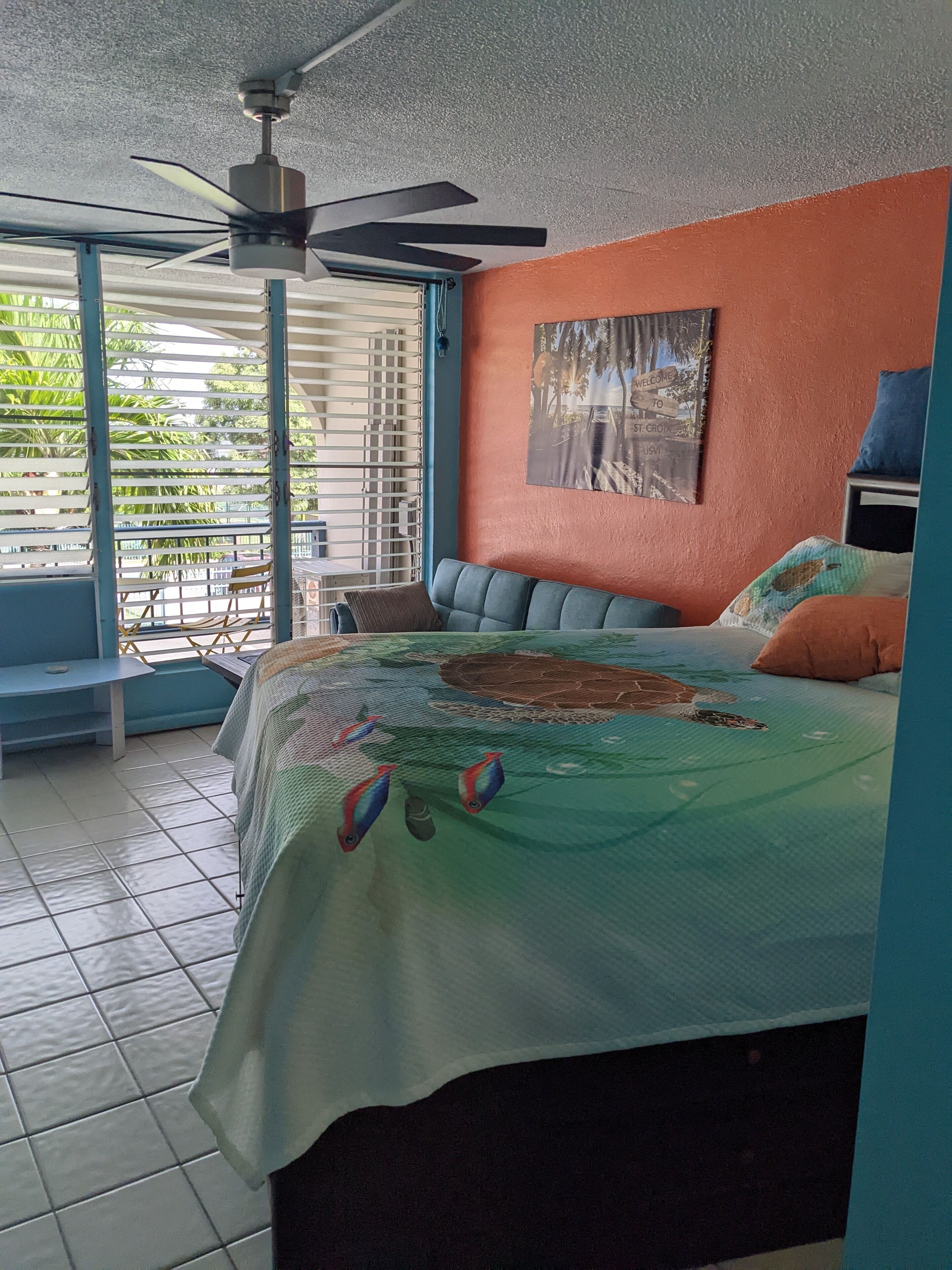 1 dormitorio, tabla de planchar con plancha, wifi y ropa de cama